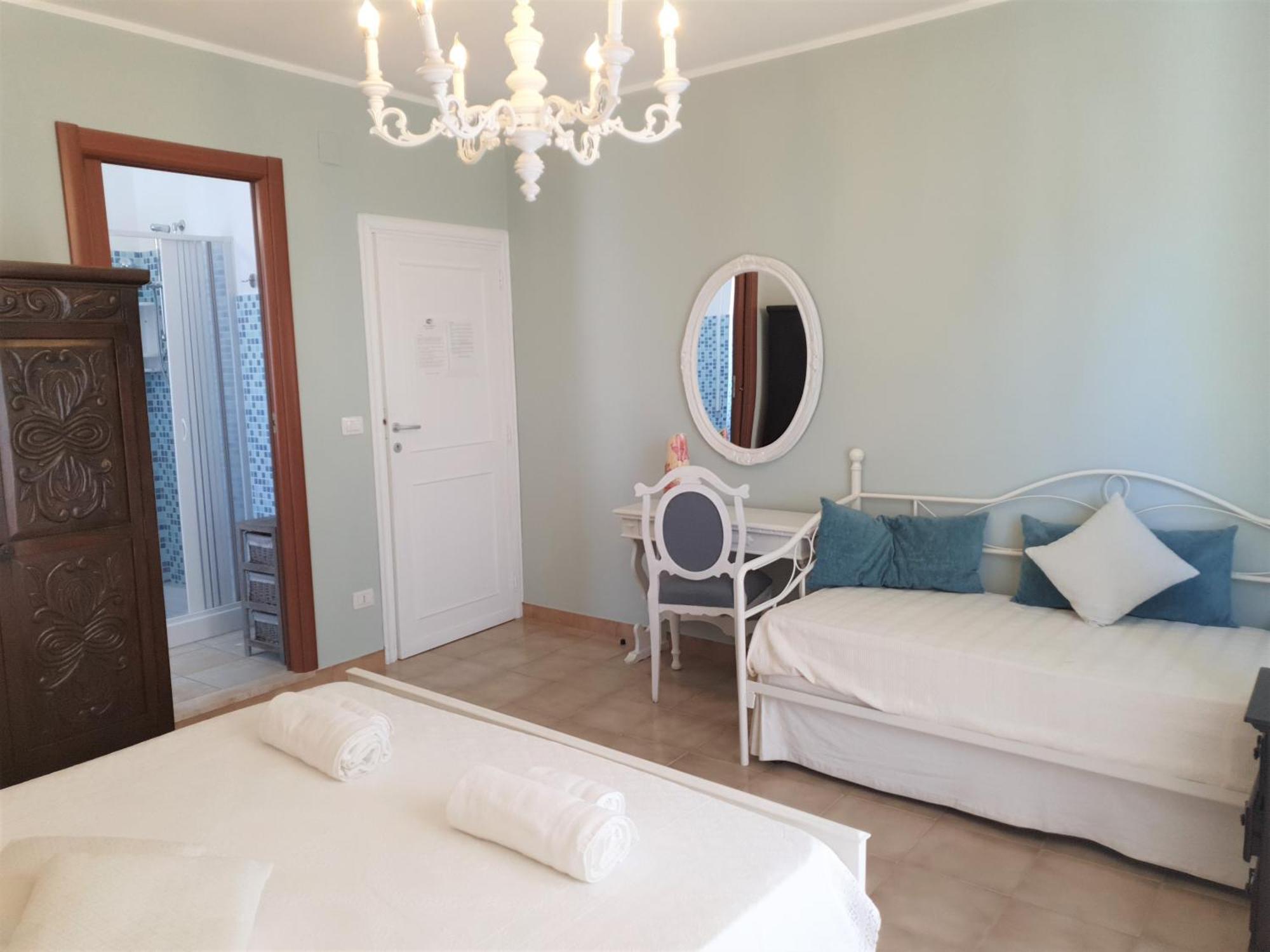Blue Dolphin Guest House Alghero Buitenkant foto